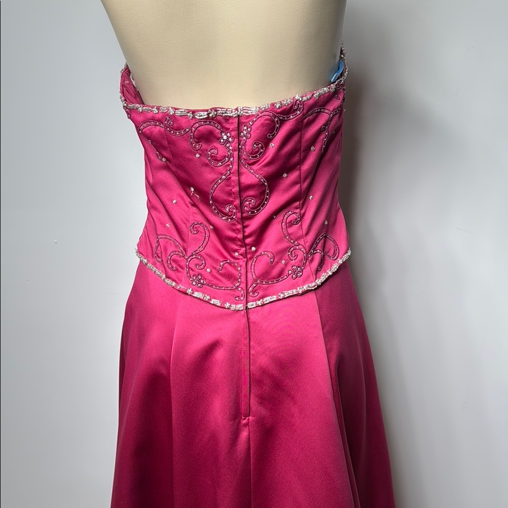 Elegant Pink Strapless Dress - Picture 9 of 11